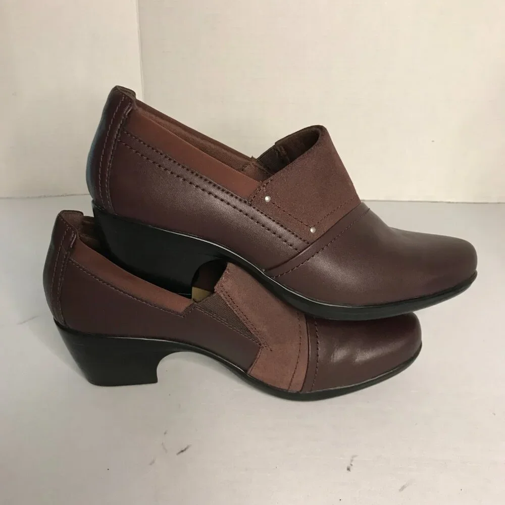 CLARKS EMILY STEP WOMENS LOAFER SIZE 9 NEW